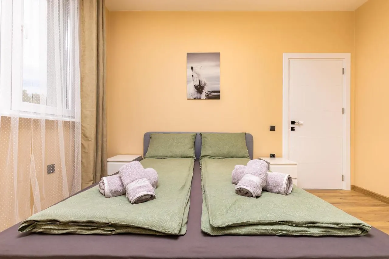 -City Haven Retreat- Elegant 2Bd On Bulgaria Blv Filibe 0*,